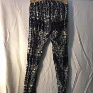 Motherhood small maternity pants